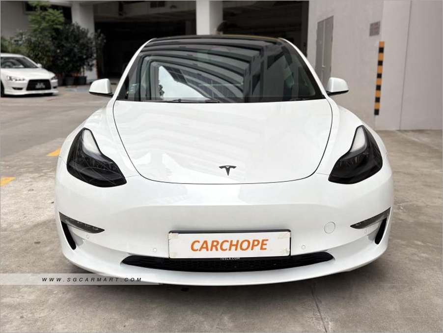 Tesla Model 3 Electric RWD